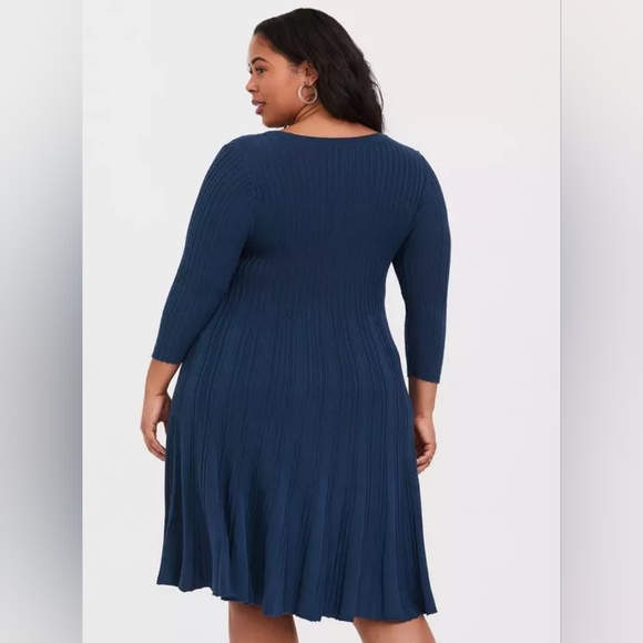 TORRID Ribbed Sweater Dress - 2XL - Picture 2 of 10